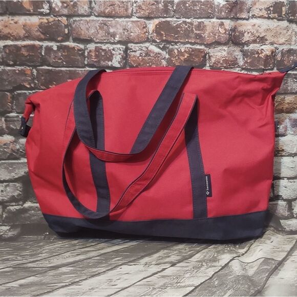 NWOT Samsonite Red Navy Blue Duffle Overnight Bag - Picture 7 of 8